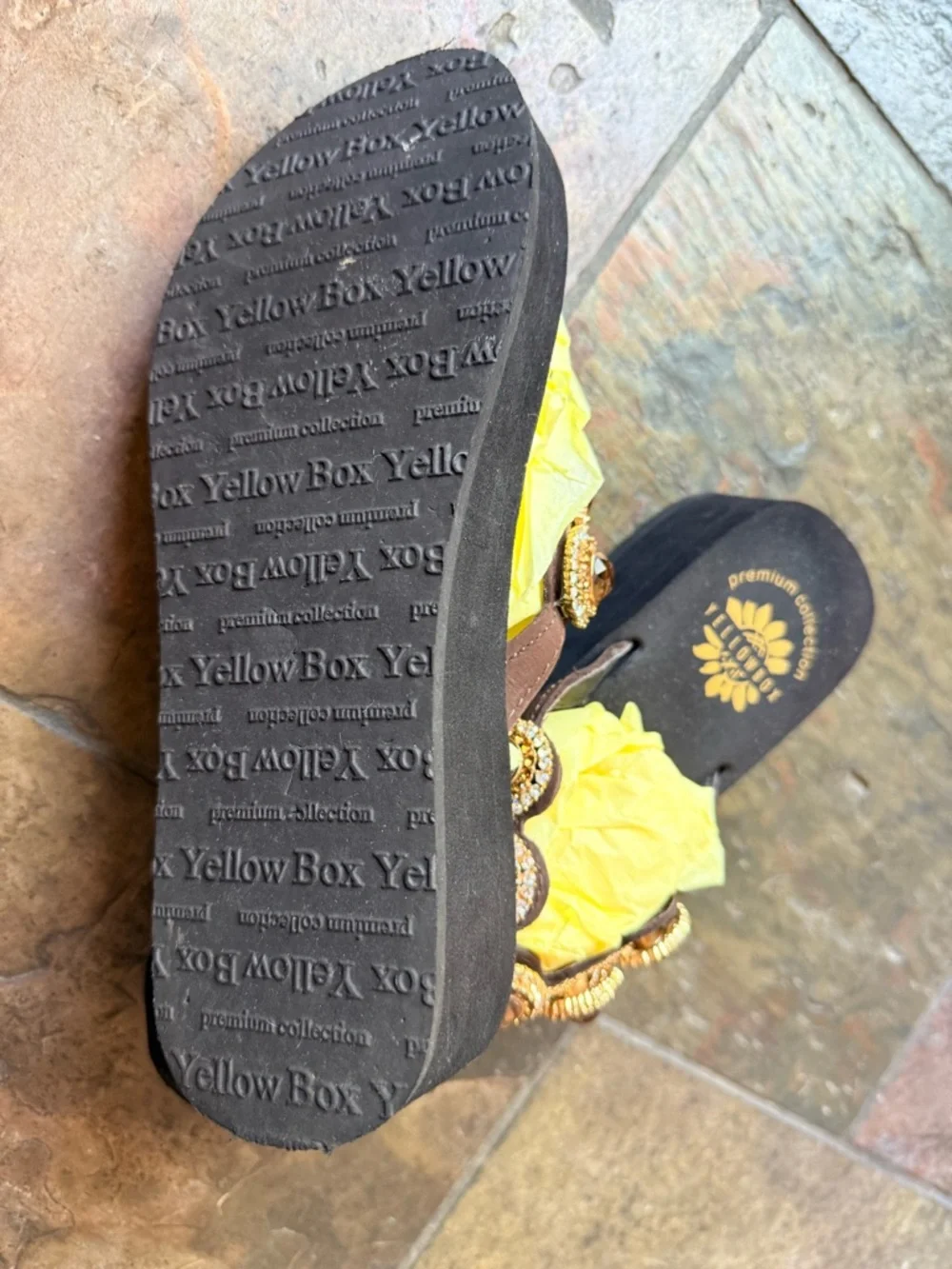 YellowBox Embellished Brown Beaded Sandals - Yellow Accents NWOT Sz. 7 - Picture 3 of 3